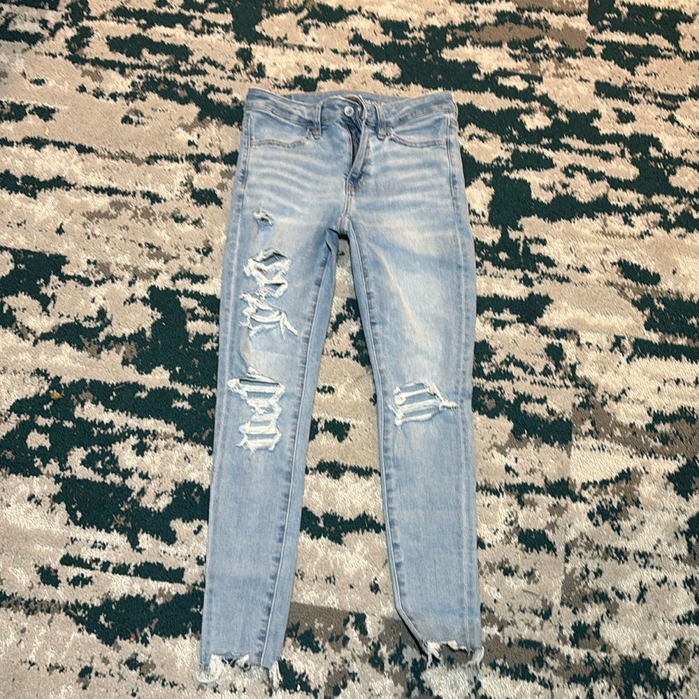 Light wash American Eagle ripped jeans, worn twice